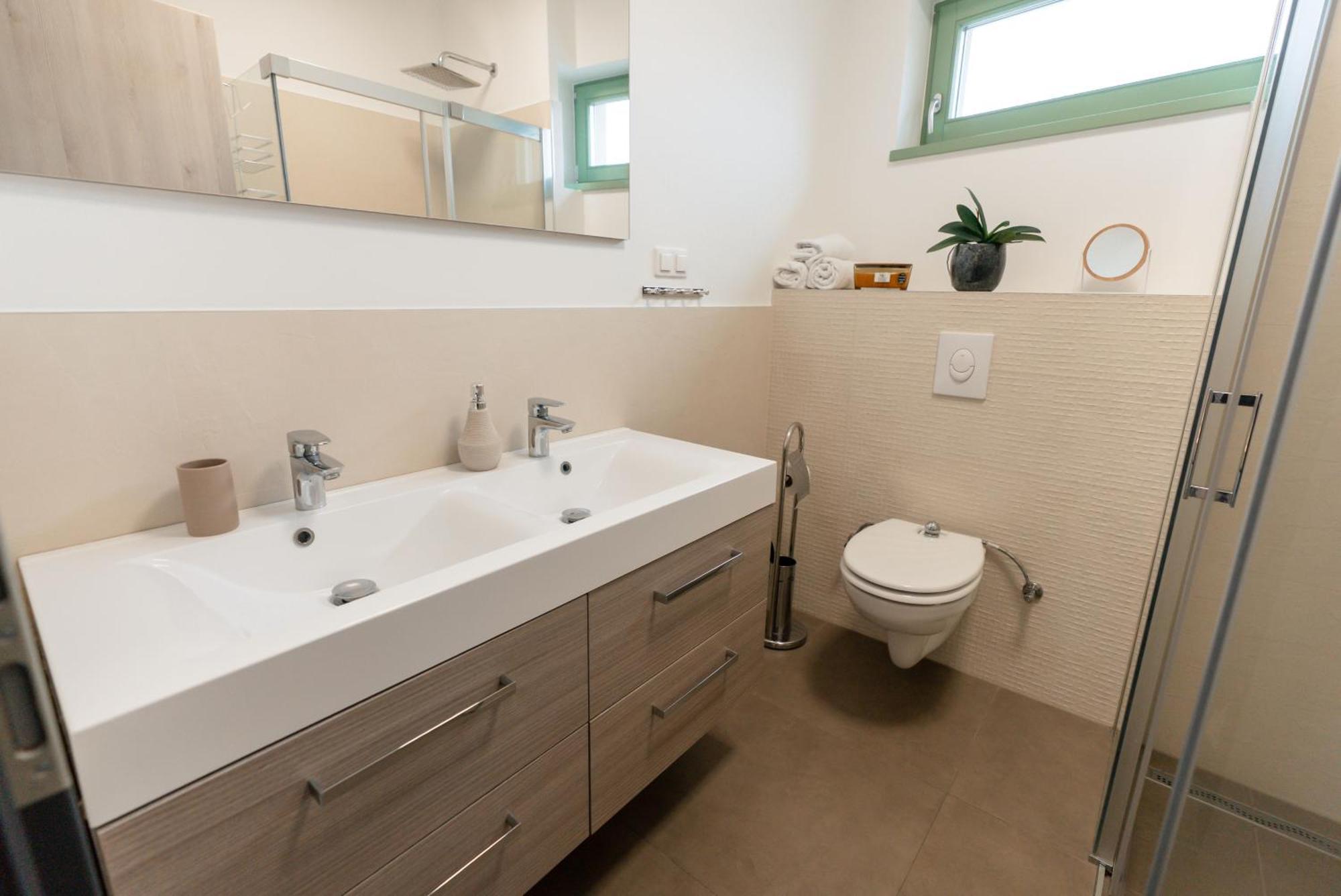 Jokai Apartman Dunafoldvar Exteriér fotografie