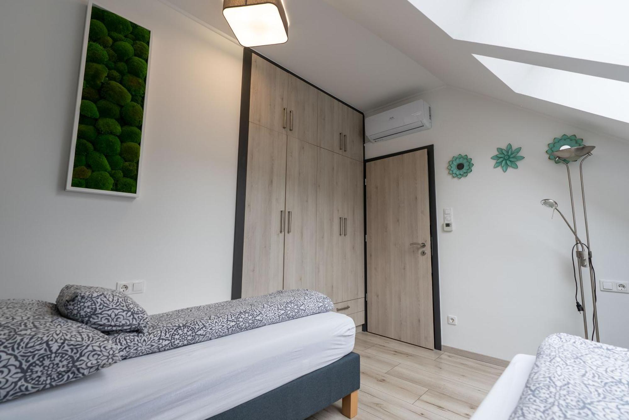 Jokai Apartman Dunafoldvar Exteriér fotografie